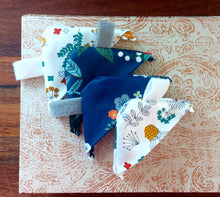 Load image into Gallery viewer, White/Blue Floral Study Corner Bookmarks - Set of 4
