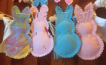 Load image into Gallery viewer, Hazel: Bunny Garland; double sided