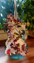 Load image into Gallery viewer, Decorative Fabric Bunny Ornaments