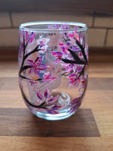 Load image into Gallery viewer, Blossom Stemless Wine Glass