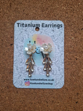 Load image into Gallery viewer, Doreen