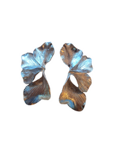 Load image into Gallery viewer, Lisa