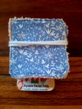 Load image into Gallery viewer, Blue & White Floral