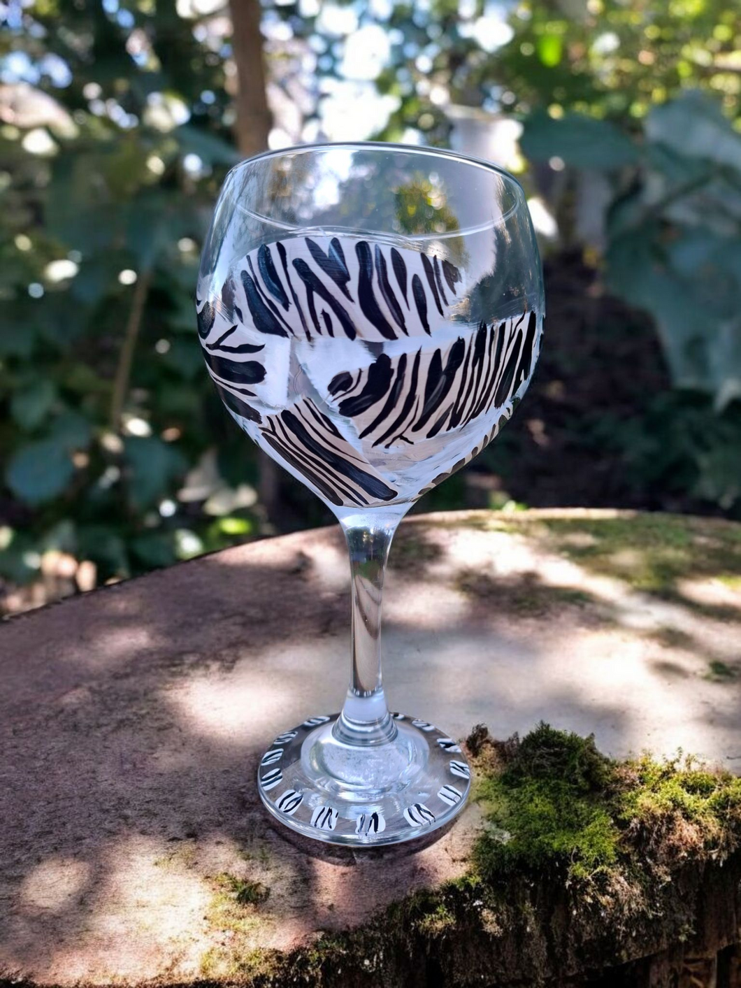 Zebra inspired Gin glass